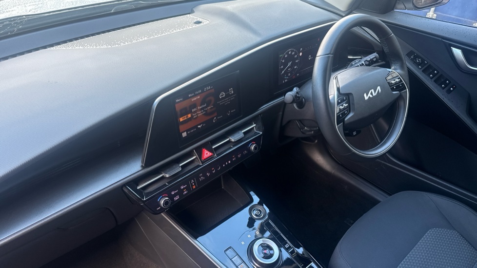 Kia Niro 150kW 2 64kWh 5dr Auto Electric Estate - Image 9