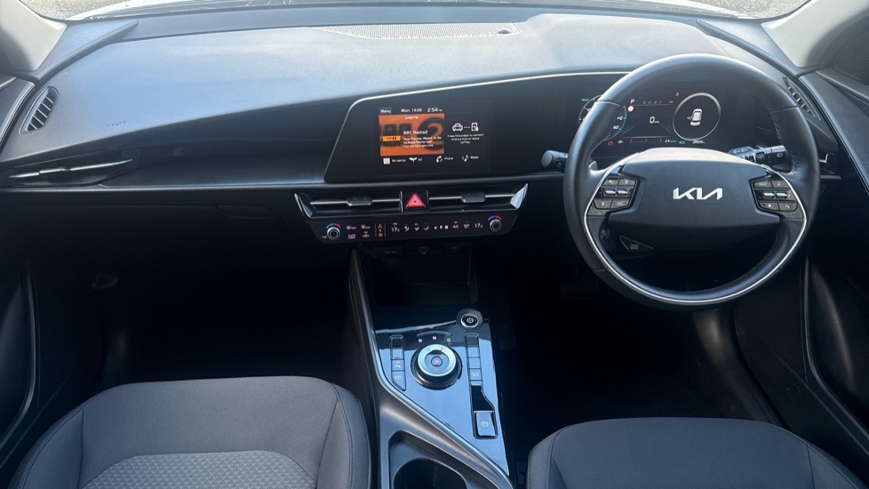 Kia Niro 150kW 2 64kWh 5dr Auto Electric Estate - Image 10