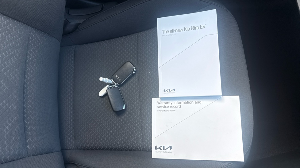 Kia Niro 150kW 2 64kWh 5dr Auto Electric Estate - Image 19