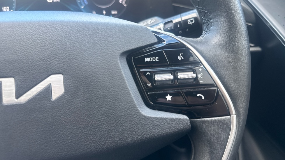 Kia Niro 150kW 2 64kWh 5dr Auto Electric Estate - Image 31