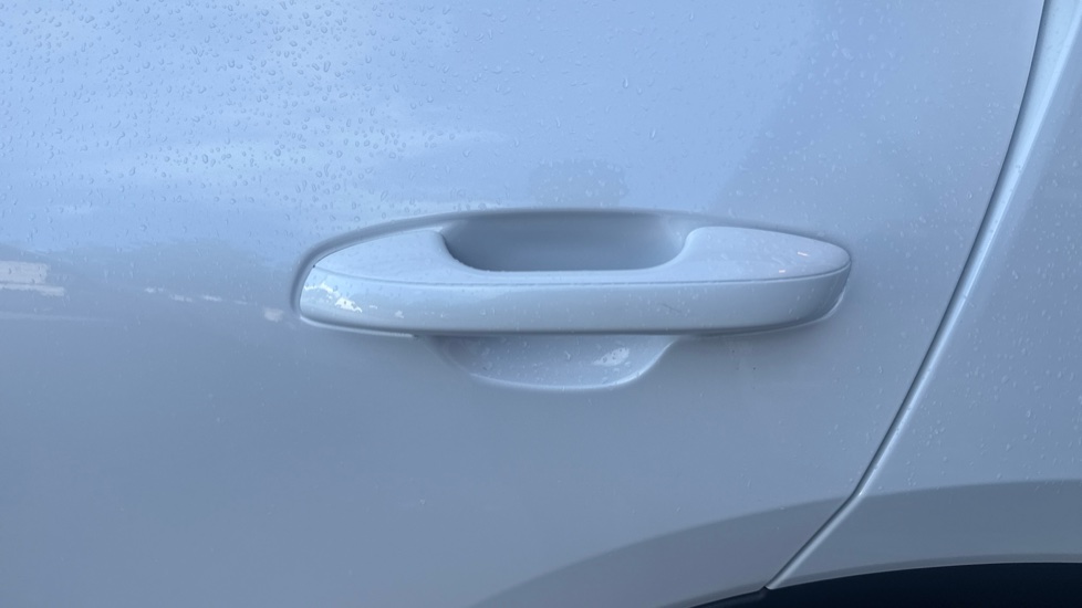 Kia Niro 150kW 2 64kWh 5dr Auto Electric Estate - Image 42