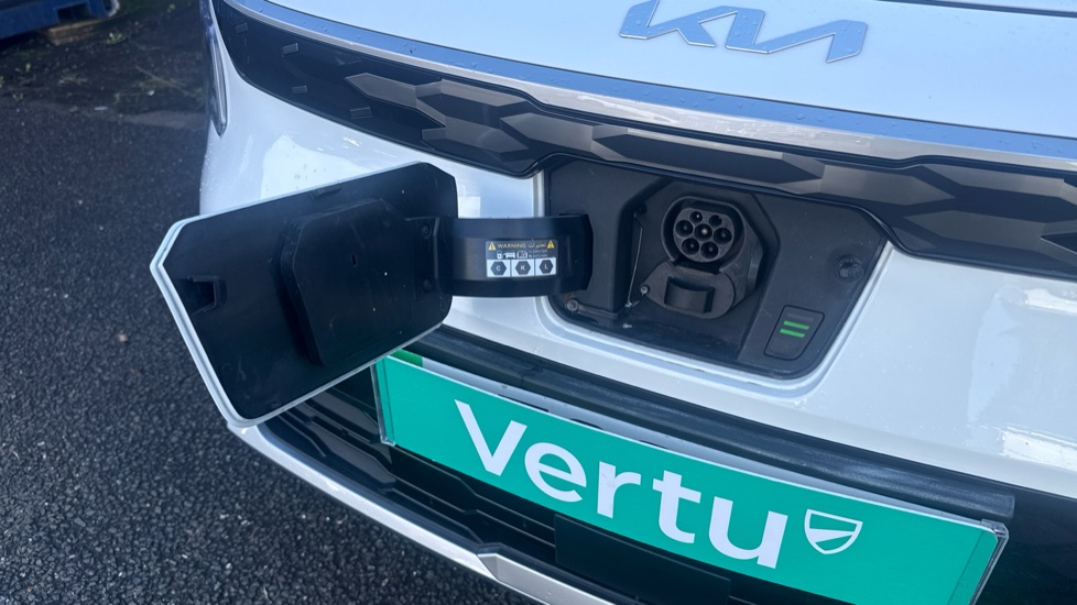 Kia Niro 150kW 2 64kWh 5dr Auto Electric Estate - Image 48