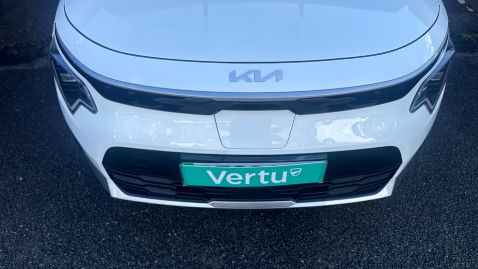 Kia Niro 150kW 2 64kWh 5dr Auto Electric Estate - Image 49