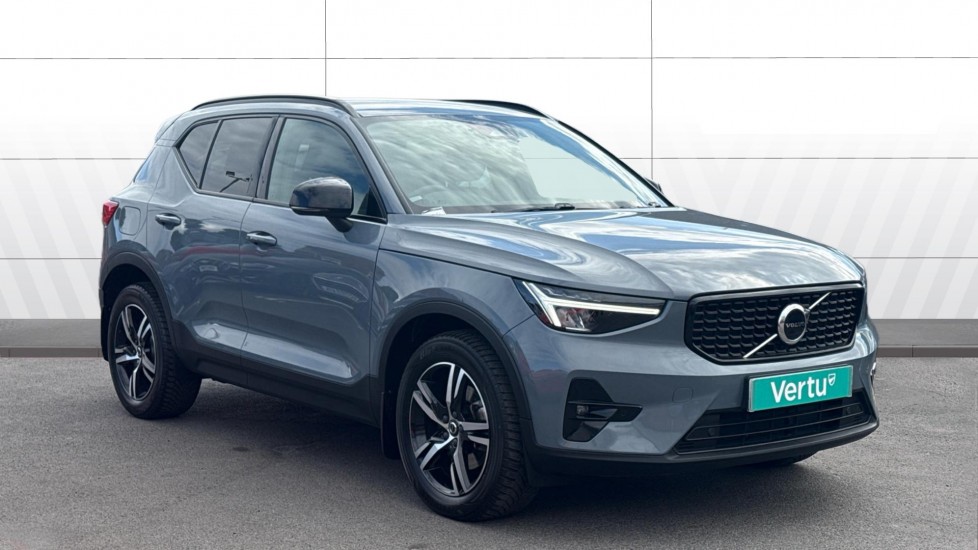 Volvo XC40 2.0 B4P Plus Dark 5dr AWD Auto Petrol Estate - Image 1