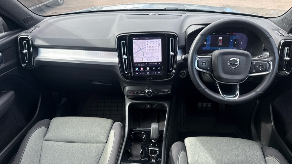 Volvo XC40 2.0 B4P Plus Dark 5dr AWD Auto Petrol Estate - Image 10