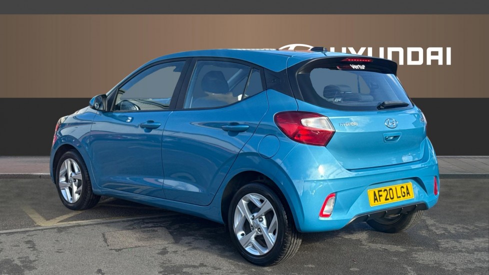 Hyundai i10 1.2 MPi SE Connect 5dr Petrol Hatchback - Image 2