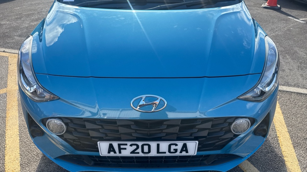 Hyundai i10 1.2 MPi SE Connect 5dr Petrol Hatchback - Image 8