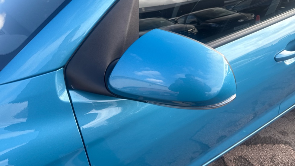 Hyundai i10 1.2 MPi SE Connect 5dr Petrol Hatchback - Image 45