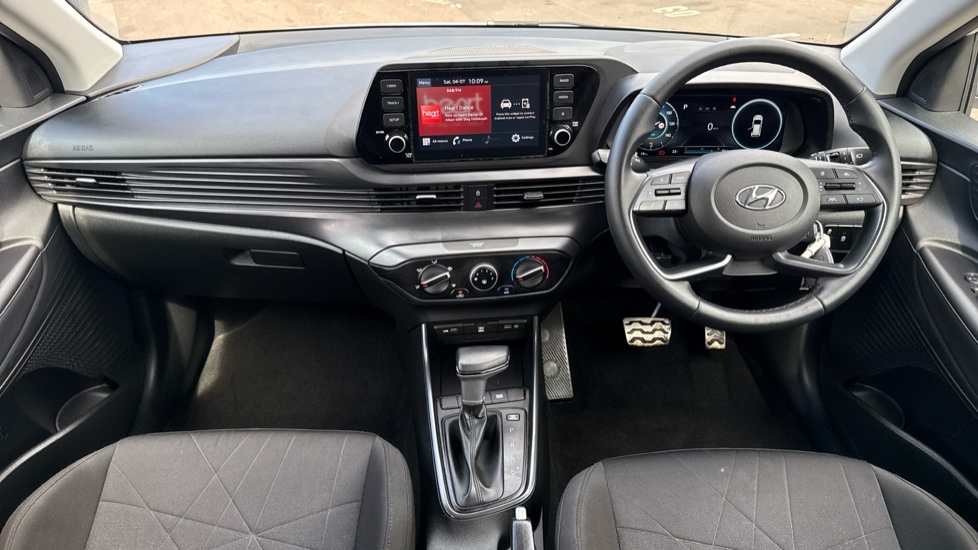Hyundai BAYON 1.0 TGDi 48V MHEV SE Connect 5dr DCT Petrol Hatchback - Image 10