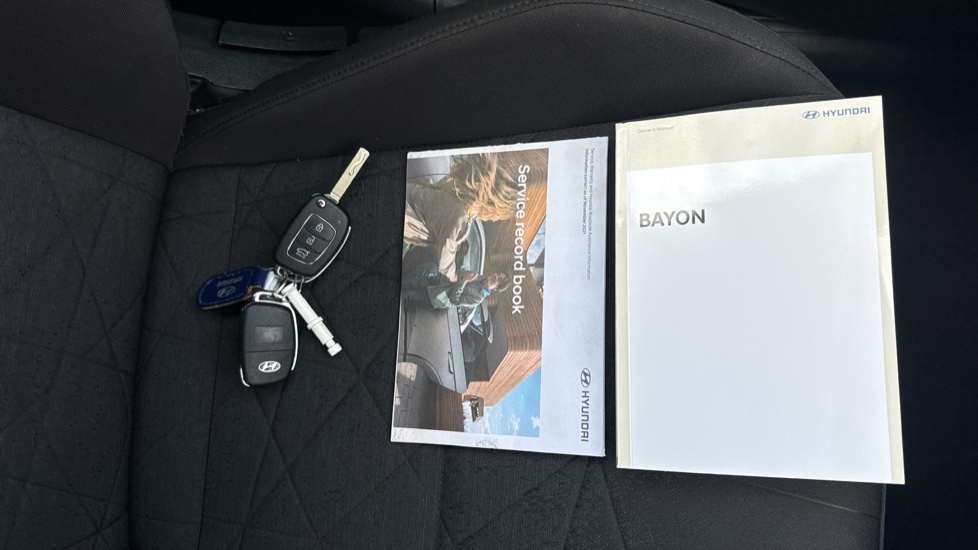 Hyundai BAYON 1.0 TGDi 48V MHEV SE Connect 5dr DCT Petrol Hatchback - Image 19
