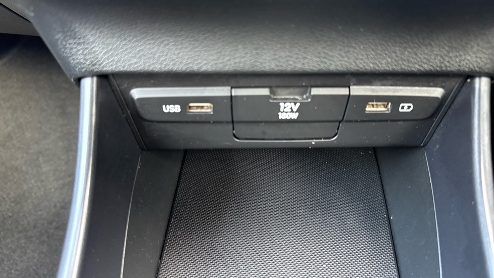 Hyundai BAYON 1.0 TGDi 48V MHEV SE Connect 5dr DCT Petrol Hatchback - Image 27