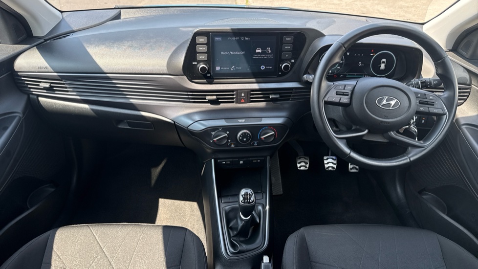 Hyundai BAYON 1.0 TGDi 48V MHEV SE Connect 5dr Petrol Hatchback - Image 10