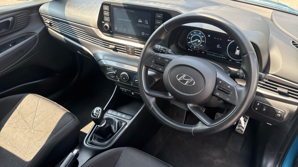 Hyundai BAYON 1.0 TGDi 48V MHEV SE Connect 5dr Petrol Hatchback - Image 11