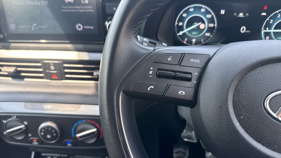 Hyundai BAYON 1.0 TGDi 48V MHEV SE Connect 5dr Petrol Hatchback - Image 28