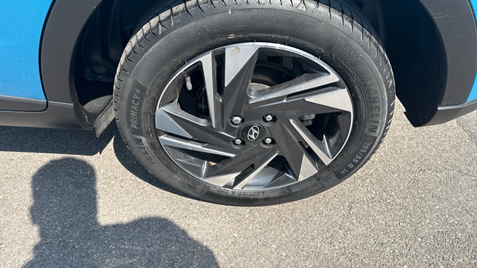 Hyundai BAYON 1.0 TGDi 48V MHEV SE Connect 5dr Petrol Hatchback - Image 40