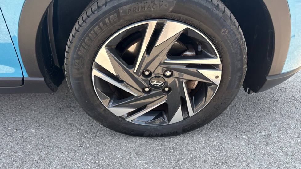 Hyundai BAYON 1.0 TGDi 48V MHEV SE Connect 5dr Petrol Hatchback - Image 42