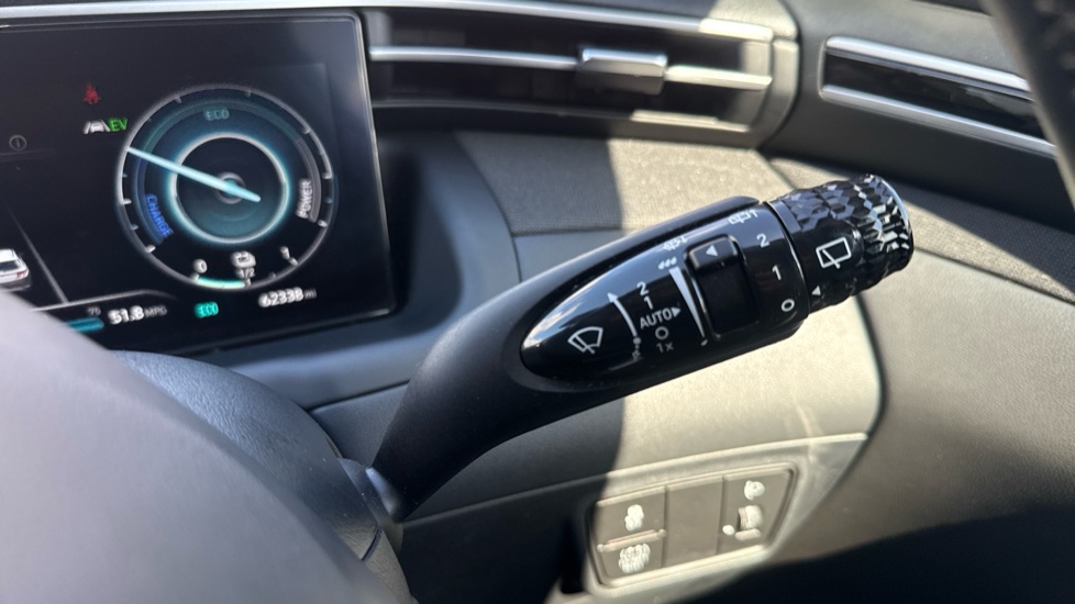 Hyundai TUCSON 1.6 TGDi Hybrid 230 SE Connect 5dr 2WD Auto Hybrid Estate - Image 36