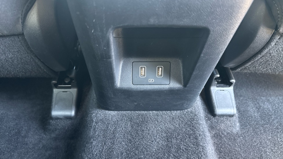 Hyundai TUCSON 1.6 TGDi Hybrid 230 SE Connect 5dr 2WD Auto Hybrid Estate - Image 41