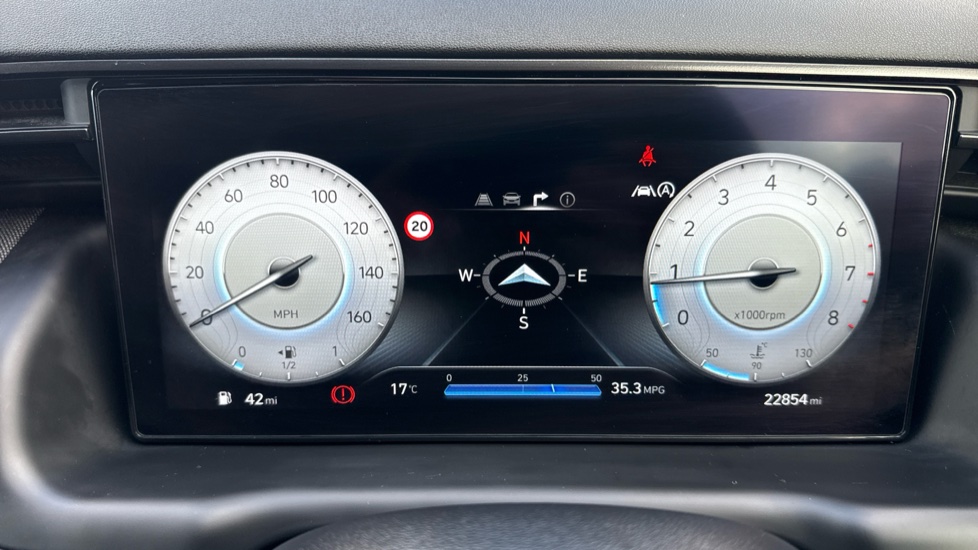 Hyundai TUCSON 1.6 TGDi N Line 5dr 2WD Petrol Estate - Image 18