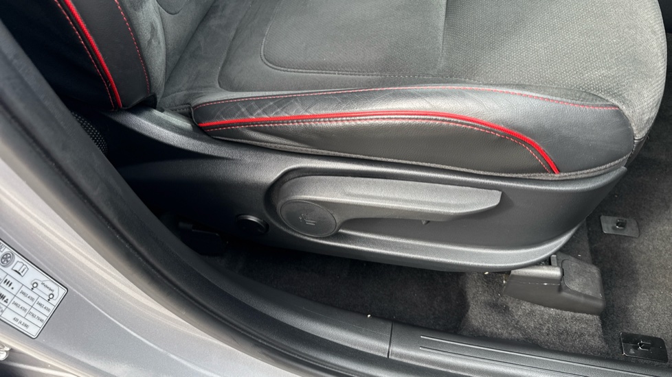 Hyundai TUCSON 1.6 TGDi N Line 5dr 2WD Petrol Estate - Image 43