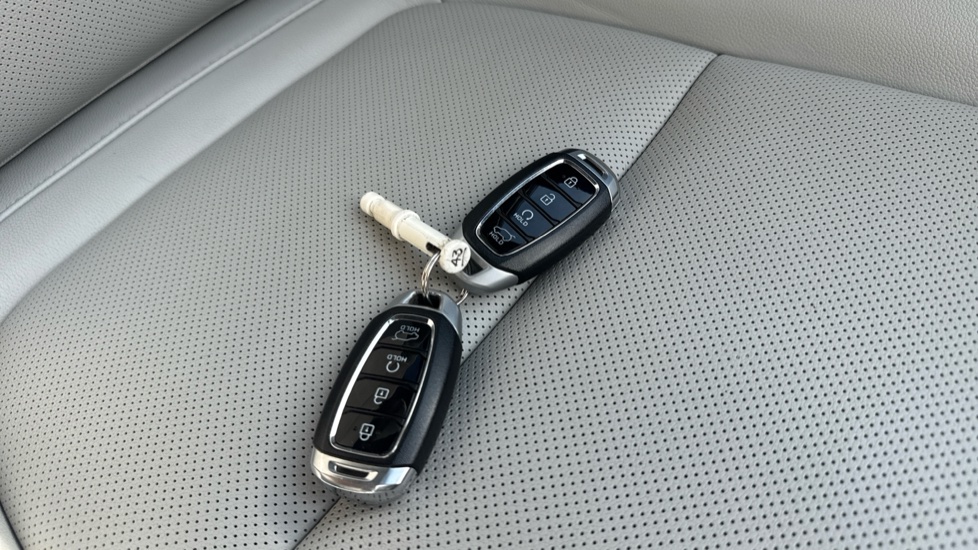 Hyundai KONA 150kW Ultimate 64kWh 5dr Auto Electric Hatchback - Image 20