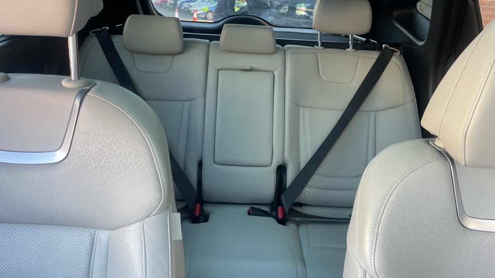 Hyundai TUCSON 1.6 TGDi Ultimate 5dr 2WD Petrol Estate - Image 15