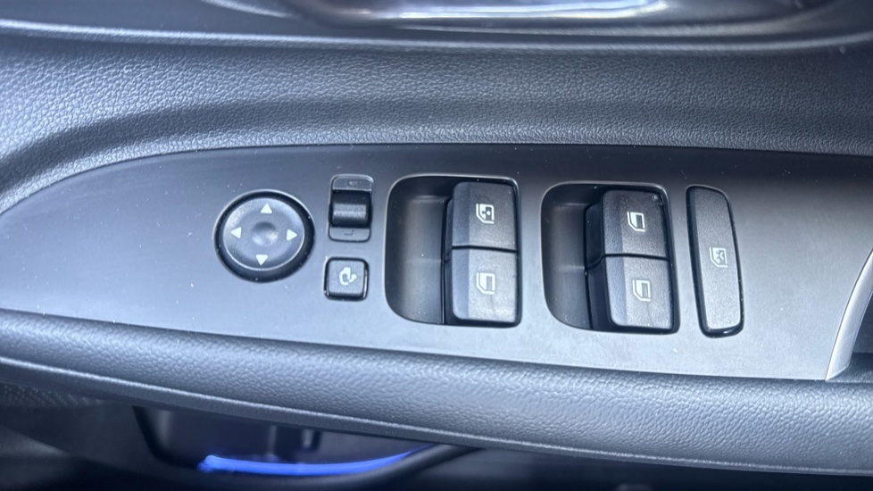 Hyundai BAYON 1.0 TGDi Ultimate 5dr Petrol Hatchback - Image 37