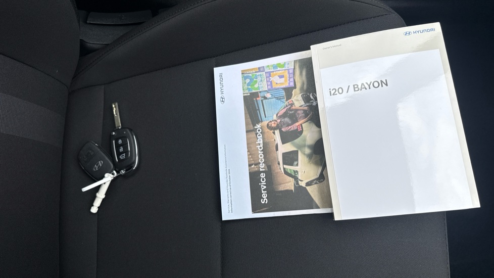 Hyundai i20 1.0T GDi Advance [Nav] 5dr Petrol Hatchback - Image 19