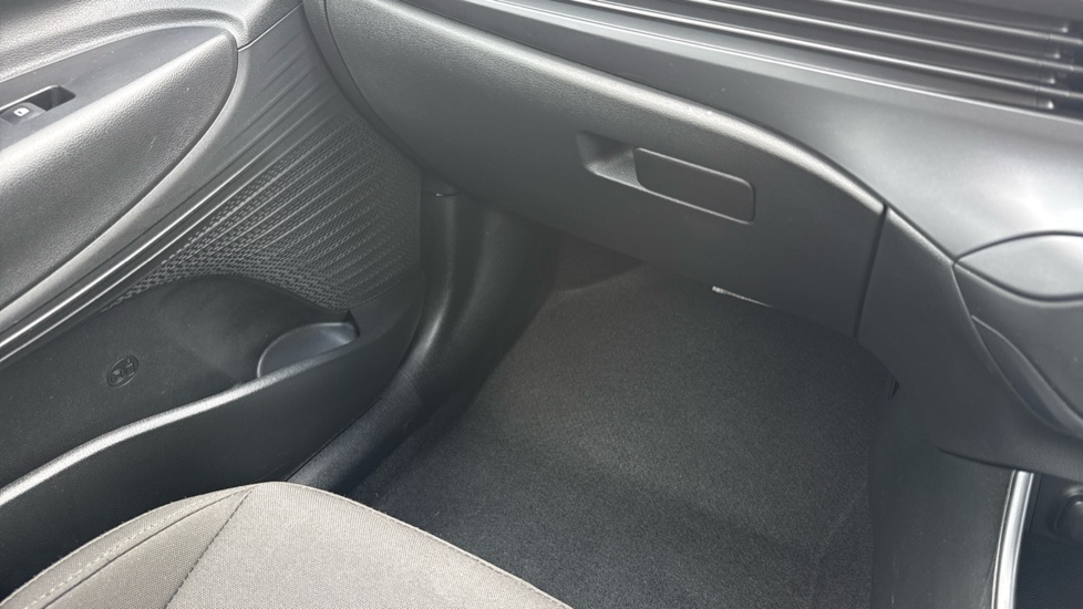 Hyundai i20 1.0T GDi Advance [Nav] 5dr Petrol Hatchback - Image 22