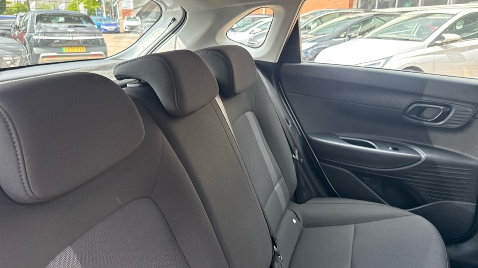 Hyundai i20 1.0T GDi Advance [Nav] 5dr Petrol Hatchback - Image 42