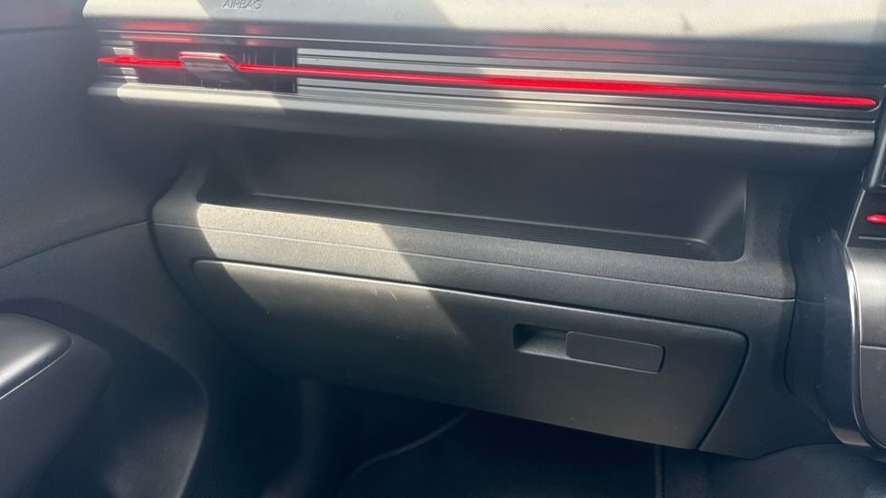Hyundai KONA 1.6 Hybrid 129 N Line 5dr DCT Hybrid Hatchback - Image 22