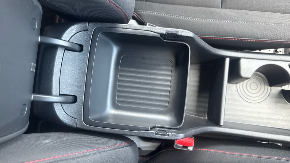 Hyundai KONA 1.6 Hybrid 129 N Line 5dr DCT Hybrid Hatchback - Image 28
