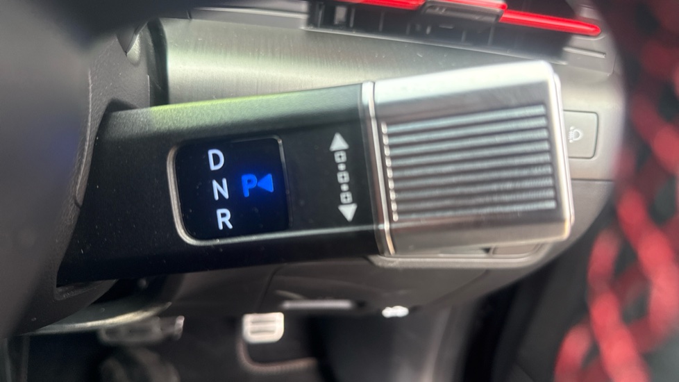 Hyundai KONA 1.6 Hybrid 129 N Line 5dr DCT Hybrid Hatchback - Image 35