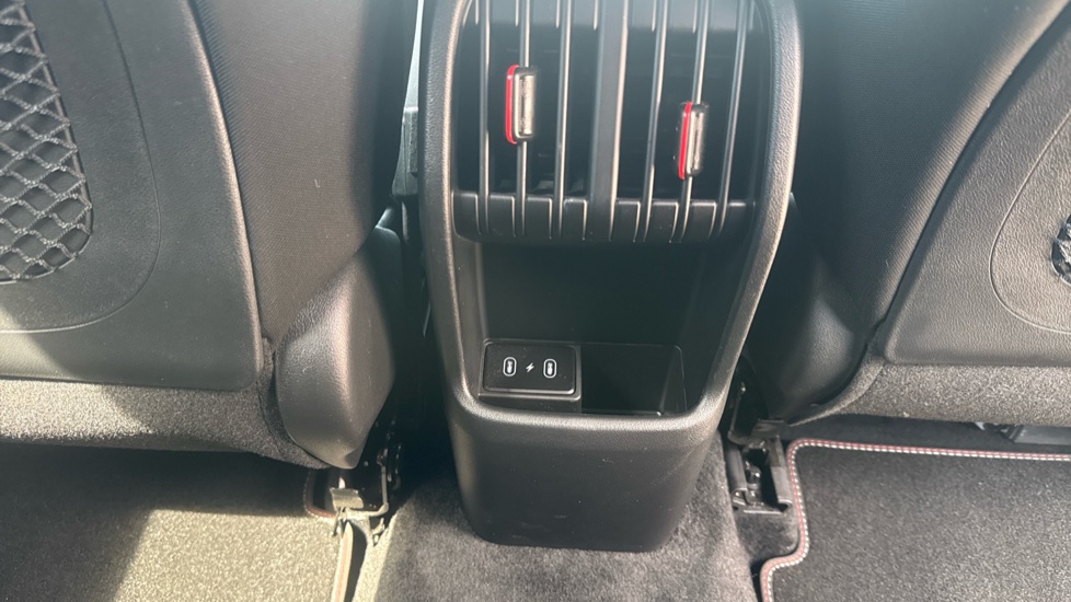 Hyundai KONA 1.6 Hybrid 129 N Line 5dr DCT Hybrid Hatchback - Image 37