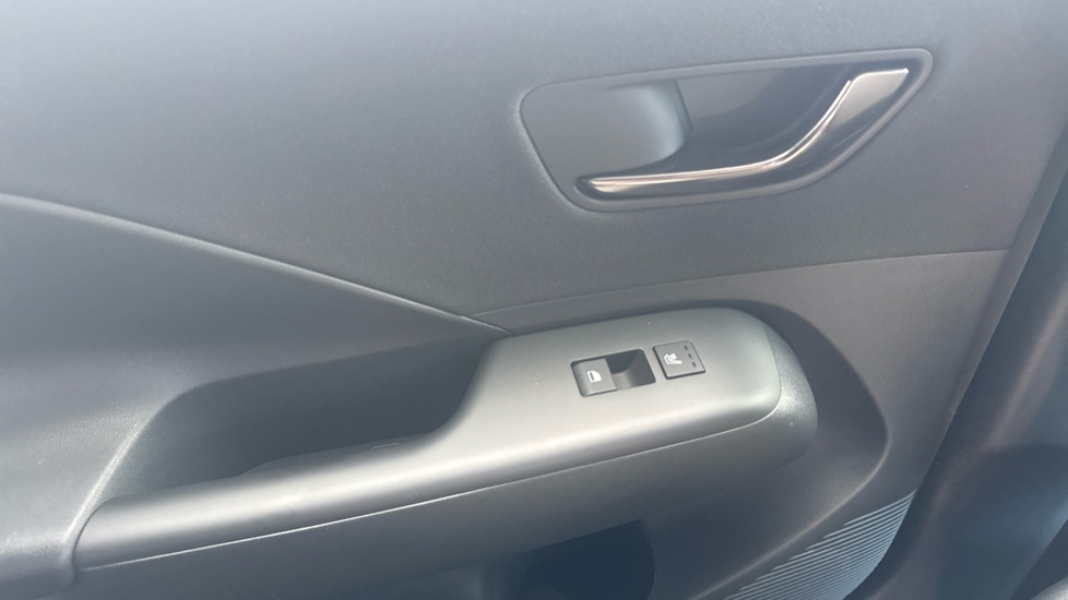 Hyundai KONA 1.6 Hybrid 129 N Line 5dr DCT Hybrid Hatchback - Image 38