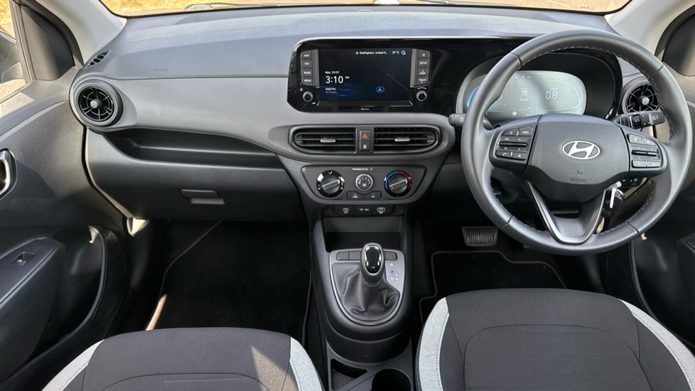 Hyundai i10 1.0 [63] Advance 5dr Auto [Nav] Petrol Hatchback - Image 10