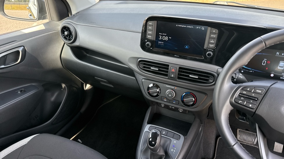 Hyundai i10 1.0 [63] Advance 5dr Auto [Nav] Petrol Hatchback - Image 14