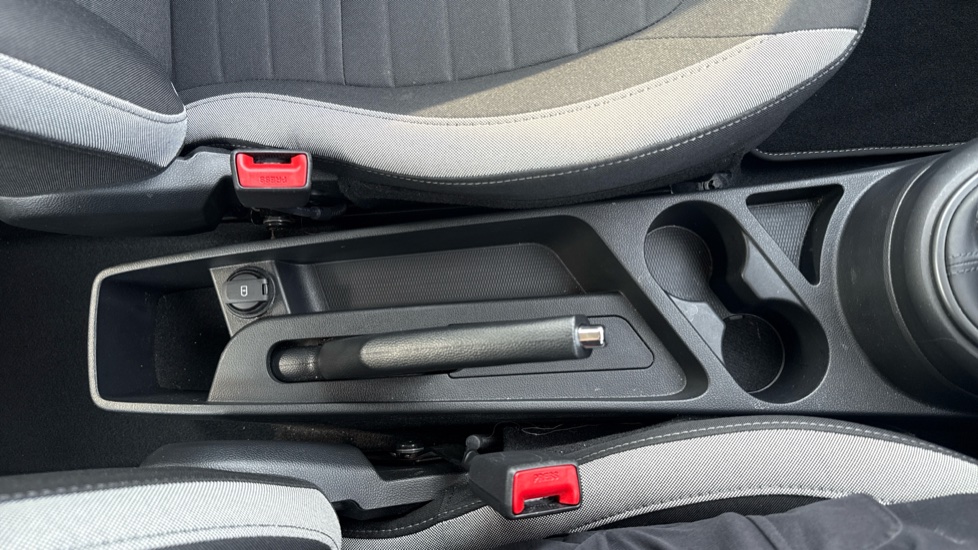 Hyundai i10 1.0 [63] Advance 5dr Auto [Nav] Petrol Hatchback - Image 29