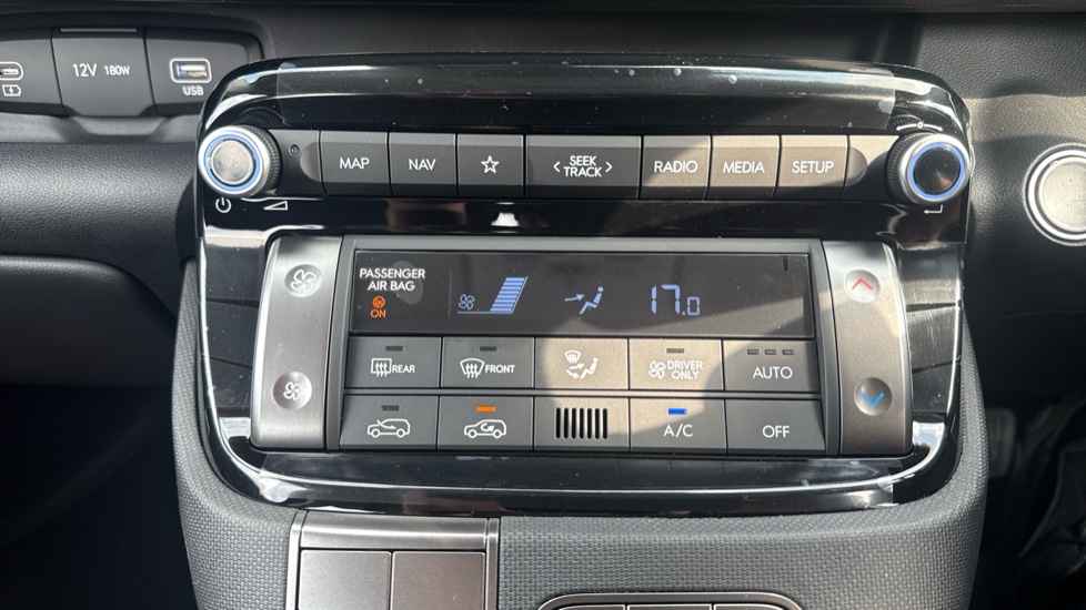 Hyundai INSTER 71kW 01 42kWh 5dr Auto Electric Hatchback - Image 27