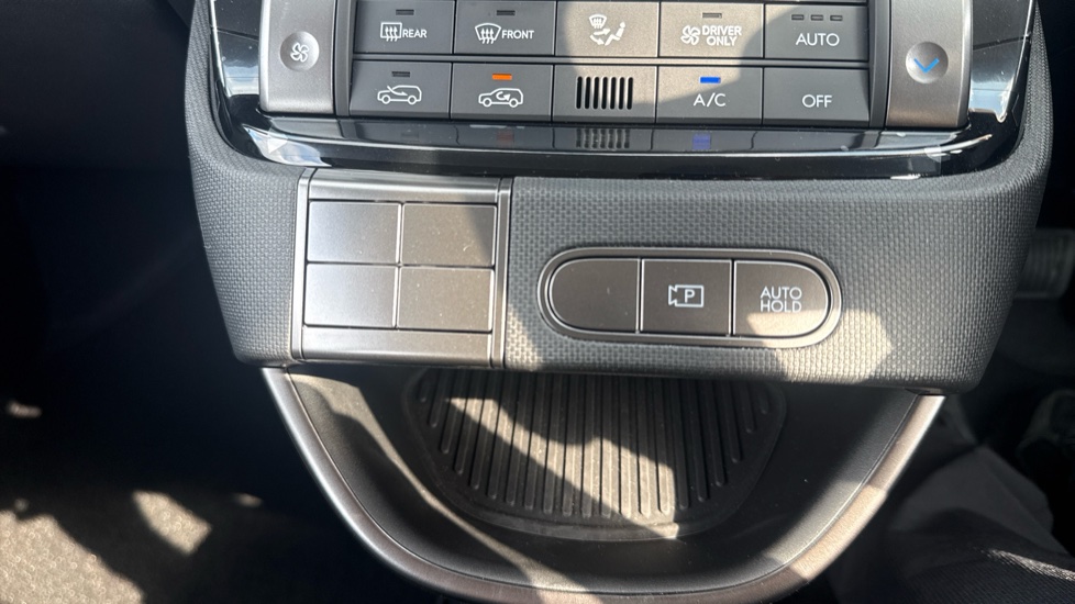 Hyundai INSTER 71kW 01 42kWh 5dr Auto Electric Hatchback - Image 28