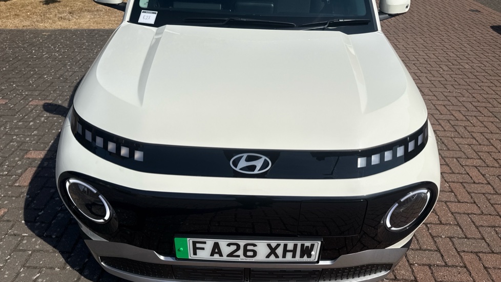 Hyundai INSTER 85kW 01 49kWh 5dr Auto Electric Hatchback - Image 8