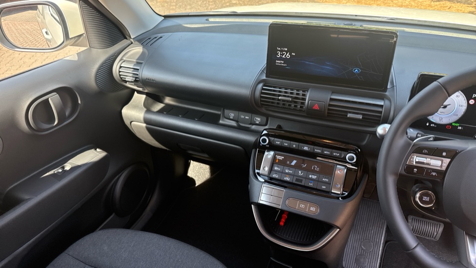Hyundai INSTER 85kW 01 49kWh 5dr Auto Electric Hatchback - Image 14
