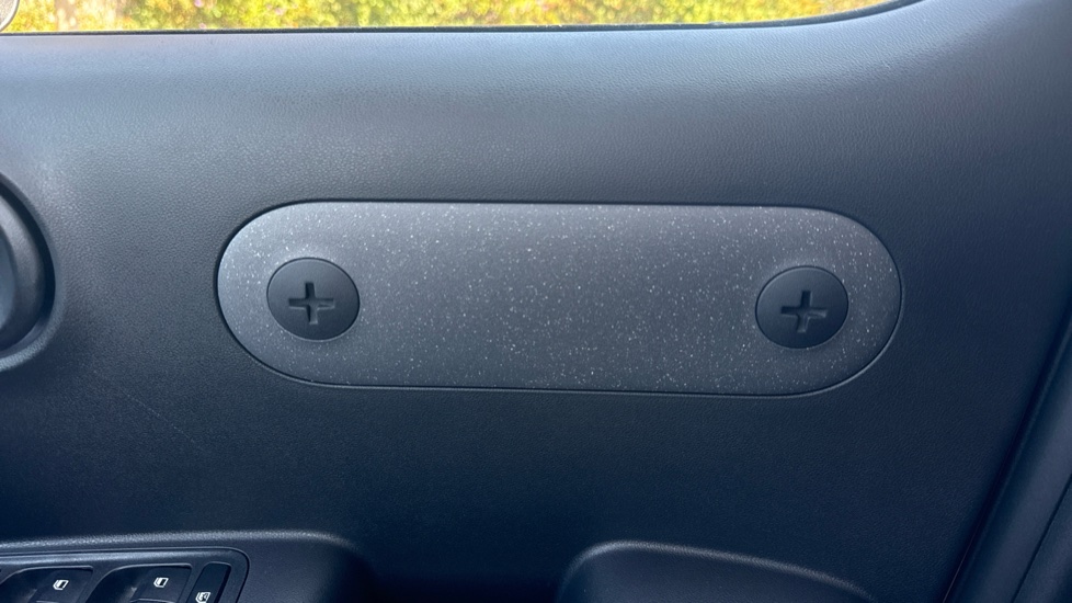 Hyundai INSTER 85kW 01 49kWh 5dr Auto Electric Hatchback - Image 38