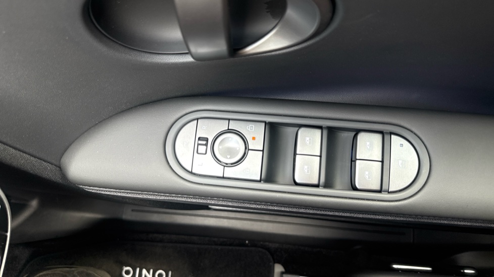 Hyundai IONIQ 5 239kW Ultimate 84 kWh 5dr AWD Auto Electric Hatchback - Image 37