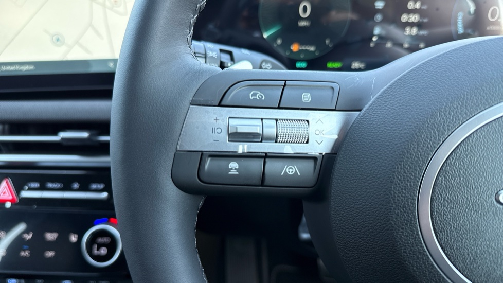 Hyundai TUCSON 1.6T 239 Hybrid Black Line 5dr Auto Hybrid Estate - Image 31