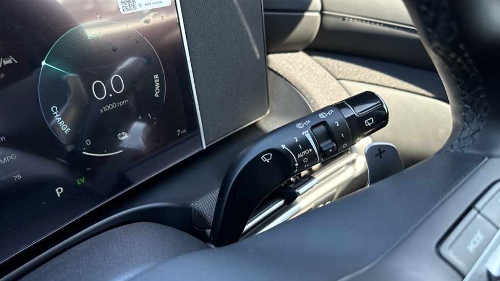Hyundai TUCSON 1.6T 239 Hybrid Black Line 5dr Auto Hybrid Estate - Image 33