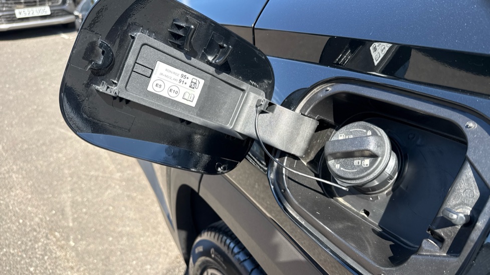 Hyundai TUCSON 1.6T 239 Hybrid Black Line 5dr Auto Hybrid Estate - Image 44