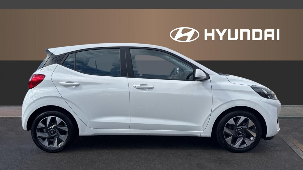 Hyundai i10 1.0 [63] Advance 5dr [Nav] Petrol Hatchback - Image 5