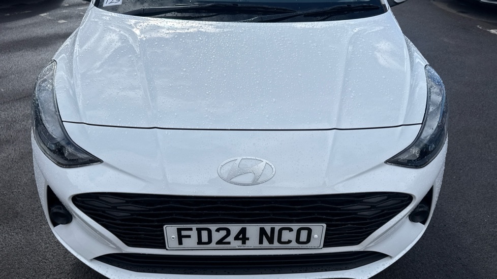 Hyundai i10 1.0 [63] Advance 5dr [Nav] Petrol Hatchback - Image 8