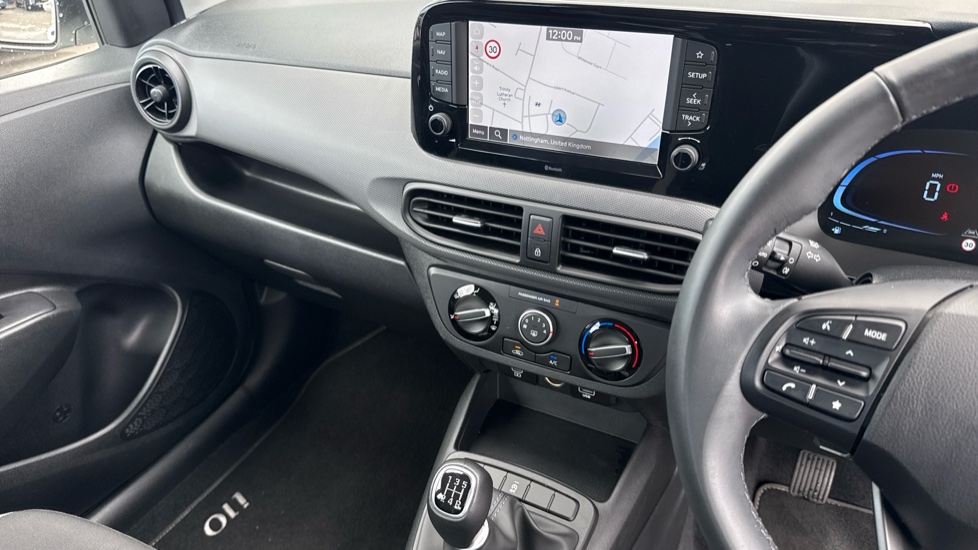 Hyundai i10 1.0 [63] Advance 5dr [Nav] Petrol Hatchback - Image 14